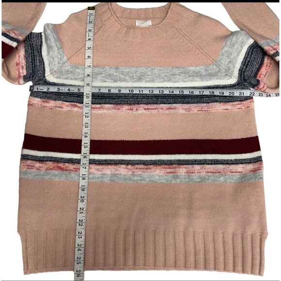 Caslon Sweater Pink Rocking Stripe Crew Neck Wide Ribbed Hem Side Slits Medium - Picture 6 of 15